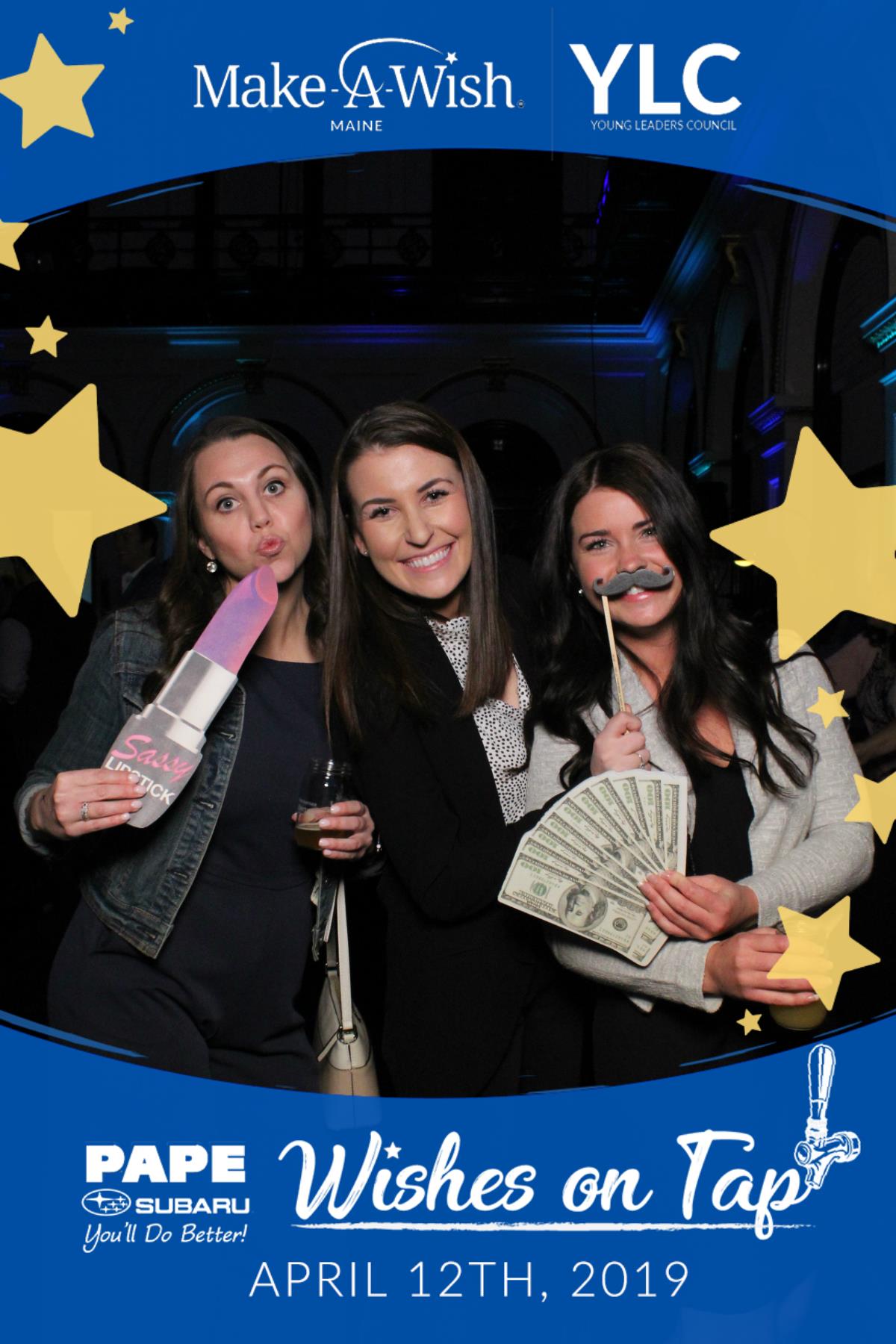 Wishes on Tap | View more photos from the event at gallery.mainemagicmirror.com/u/MaineMagicMirror/Wishes-on-Tap